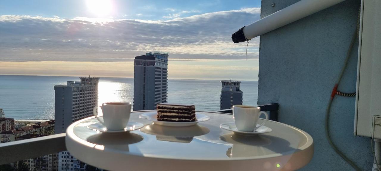 Breeze Batumi Apartment Ngoại thất bức ảnh