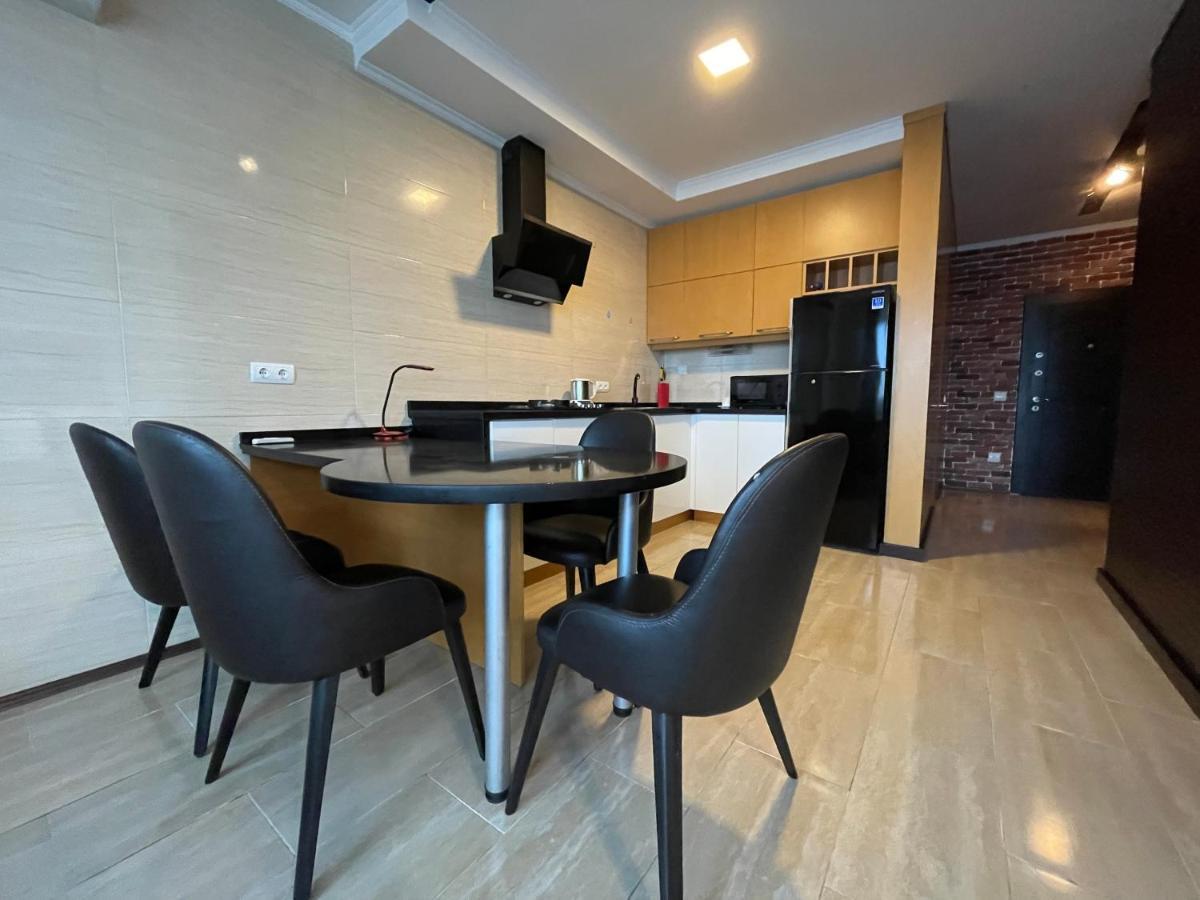 Breeze Batumi Apartment Ngoại thất bức ảnh